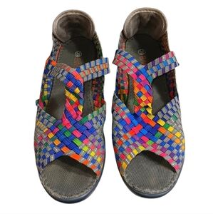 Bernie Mev. Rainbow Crochet Wedges Size 8